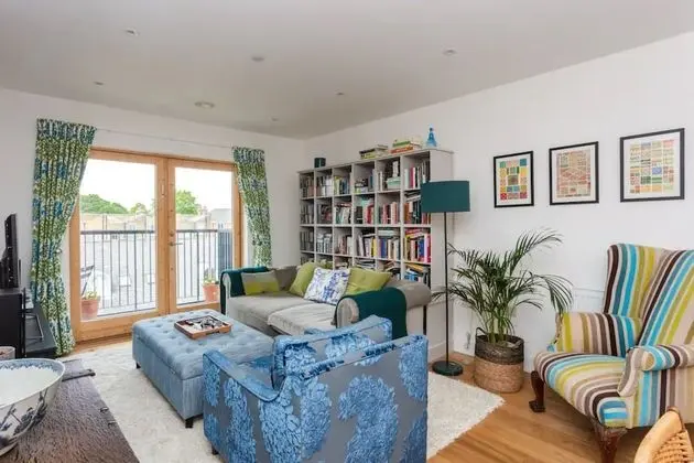 Bright 2 Bedroom Apartment Near Victoria Park - Oda Düzeni