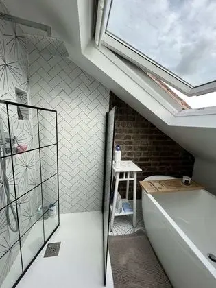 Bright 2 Bedroom Flat in Lower Clapton