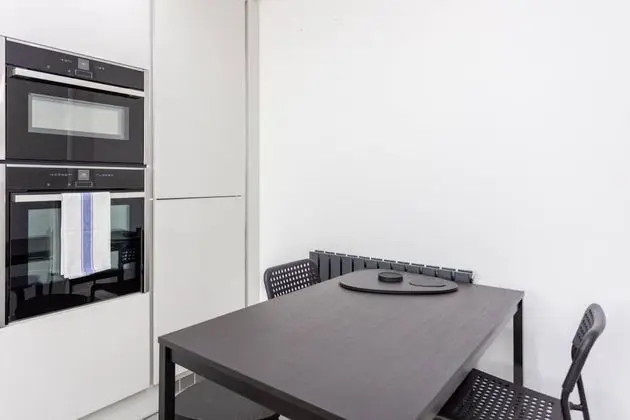Bright 2 Bedroom House in Stratford With Garden - Yerinde Yemek