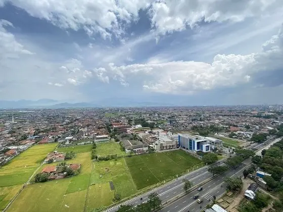 Bright 2Br At Tamansari Panoramic Apartment - Dış Mekan