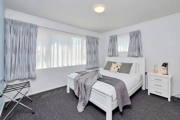 Bright 3 Bedroom near St Lukes Mall 3 - Oda