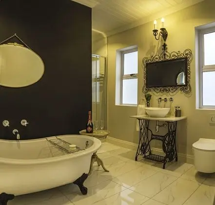 Bright on 5th Guest House - Banyo Tipleri