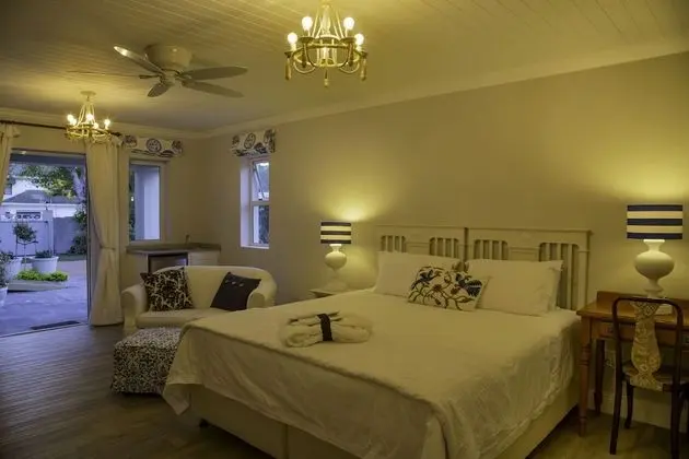 Bright on 5th Guest House - Oda