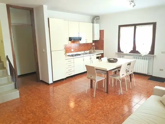 Bright Apartments Sirmione -Sorgente Pool 1 - Mutfak