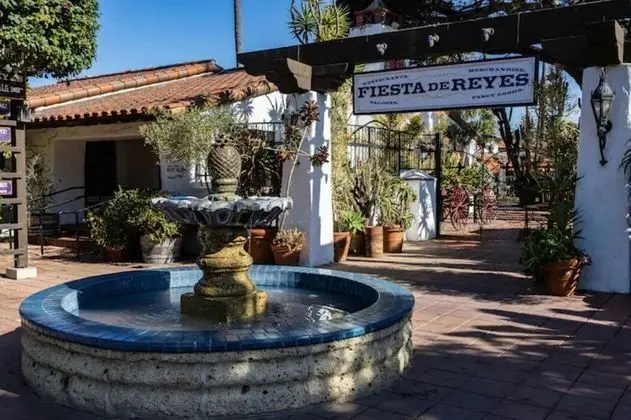 Bright Apt Near All - Dış Mekan