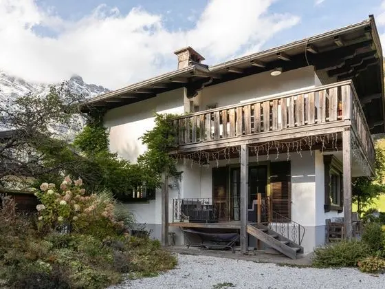 Bright Chalet in Leogang With Mountain View - Dış Mekan