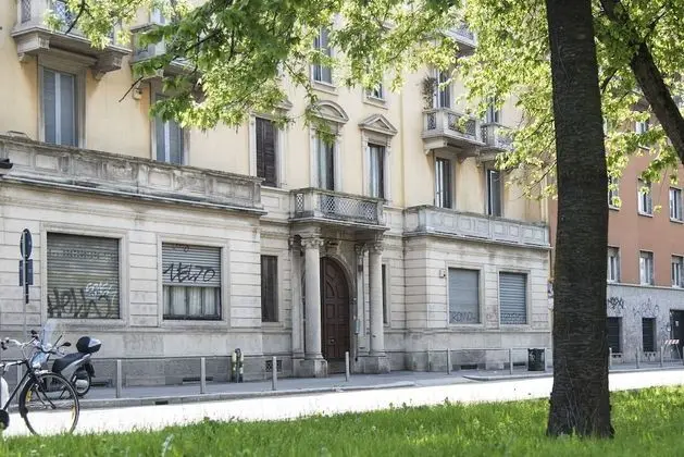 Bright & Cozy Flat near Navigli, Iulm, Tortona