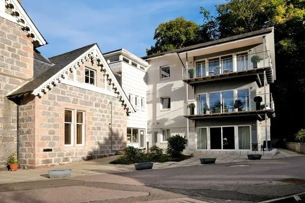 Bright Cults Home Near to the River Dee