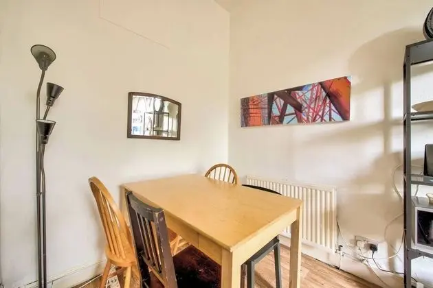 Bright Flat in City Centre for up to 6 Guests! - Mutfak