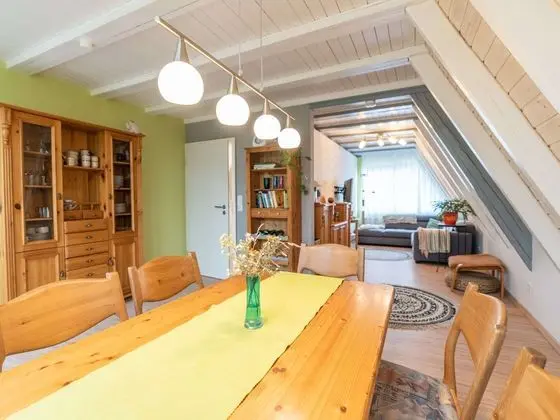 Bright Holiday Home in Bestwig With Garden - Yerinde Yemek