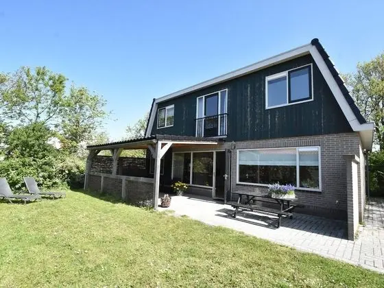 Bright Holiday Home in Callantsoog With Sauna