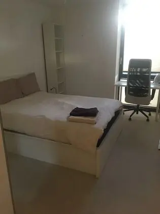 Bright & Modern 1 Bedroom Flat in Shepherds Bush