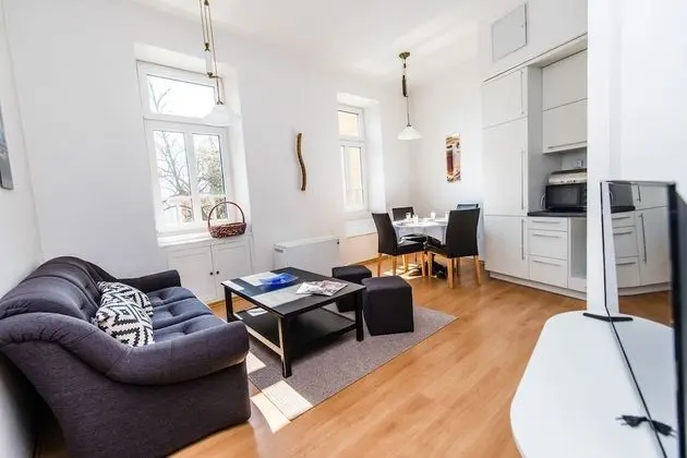 Bright and Modern Duplex in the City Center! - Öne Çıkan Resim