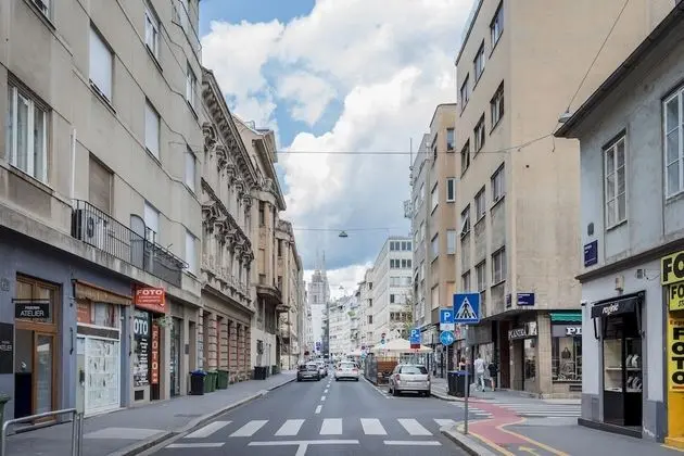 Bright and Newly Refurbished Studio Near Zrinjevac - Dış Mekan