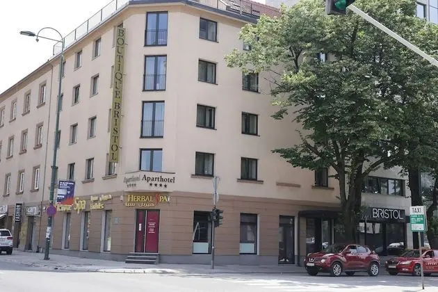 Bright Serviced Apartment With Breakfast bar - Dış Mekan