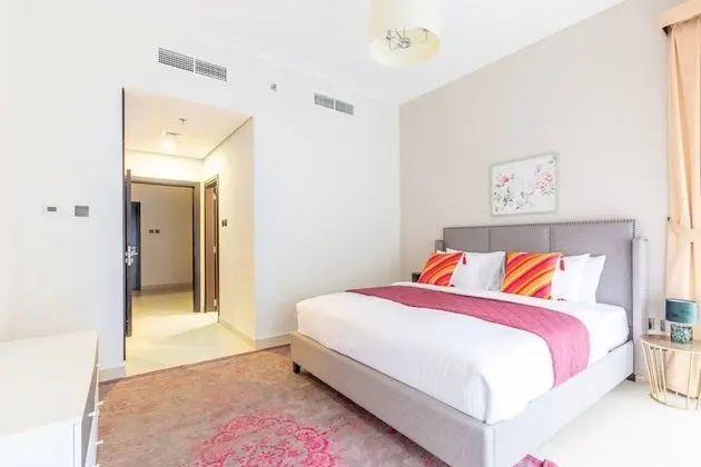 Bright & Spacious 3BR With Study in Downtown - Sleeps 7! - İç Mekan