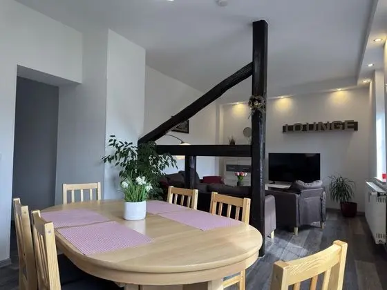 Bright and Spacious Apartment With Separate Entrance in Blankenburg in the Harz Mountains - Yerinde Yemek