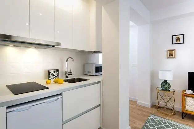 Bright Studio in the Heart of Granada. Santo Cristo I - Mutfak