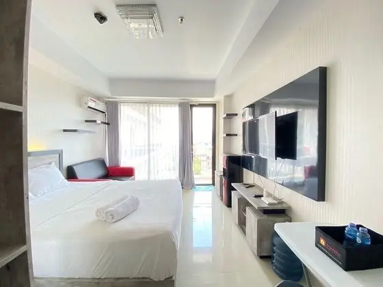 Bright Studio Room at Beverly Dago Apartment - İç Mekan