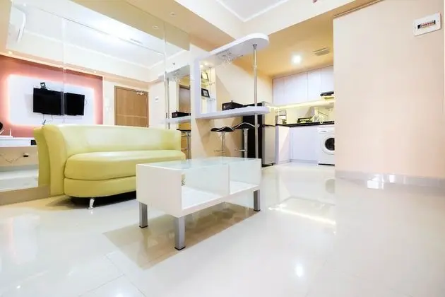 Bright and Stylish 1BR The Oasis Apartment Cikarang - Öne Çıkan Resim