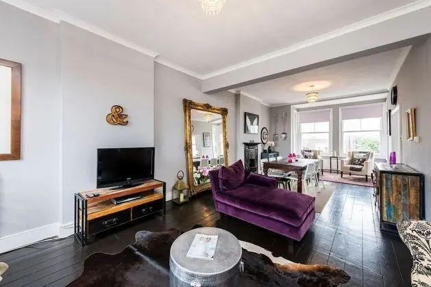 Bright, Stylish 3bed Flat in West Hampstead