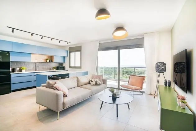 Bright Sunny Holiday Home with Sea Views - Öne Çıkan Resim