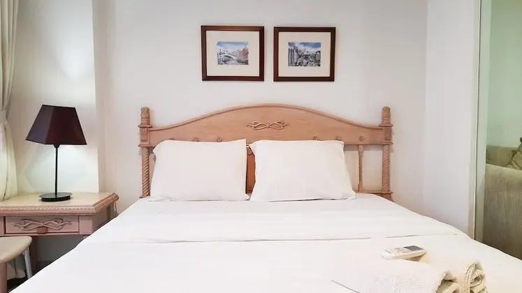 Bright & Trendy 1BR Dago Suites Apartment near ITB - Oda