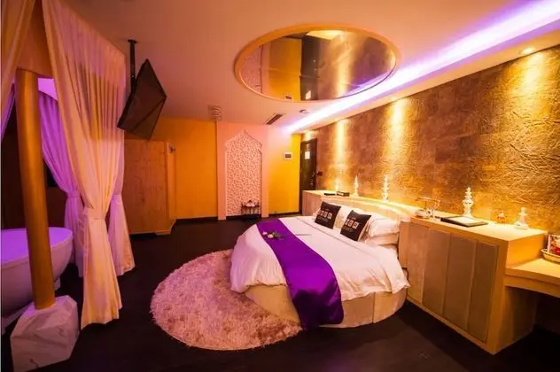 Brightman Theme Hotel - Oda