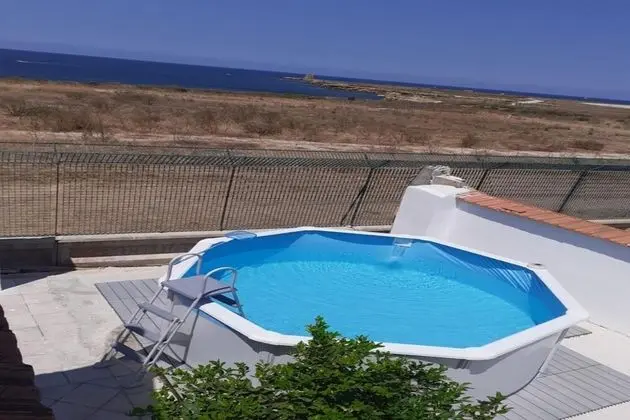 Villa Briguglio Front Beach - Havuz