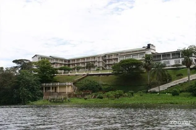 Brisk Hotel Triangle