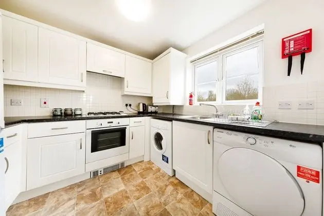 Bristol Apartment with Parking - Mutfak