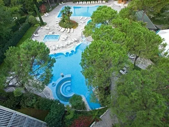 Hotel Bristol Buja