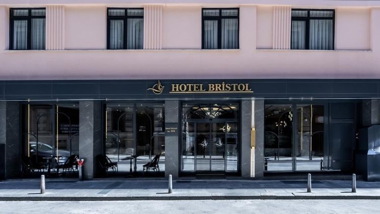 Hotel BristolFotoğrafı
