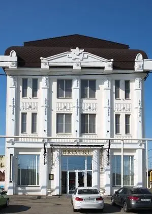 Bristol Hotel - Dış Mekan