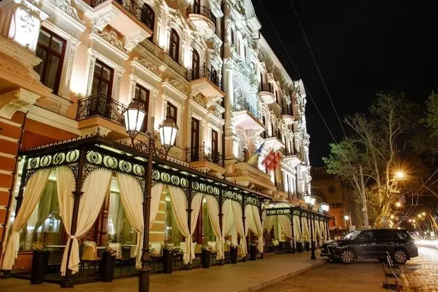 Hotel Bristol - Dış Mekan