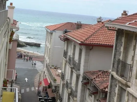 BRIT HOTEL BIARRITZ - Marbella