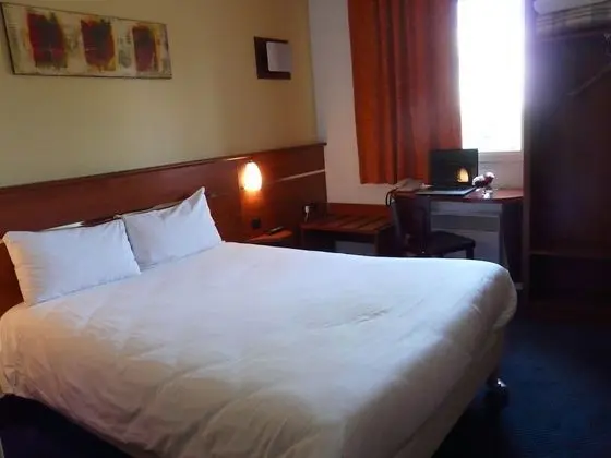 Brit Hotel Blois - Le Préma - Oda