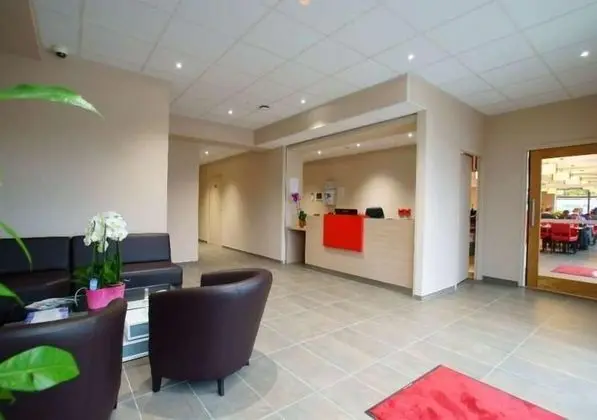 Brit Hotel Brive - Lobi