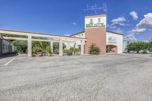 Brit Hotel Clermont L'Herault - Dış Mekan