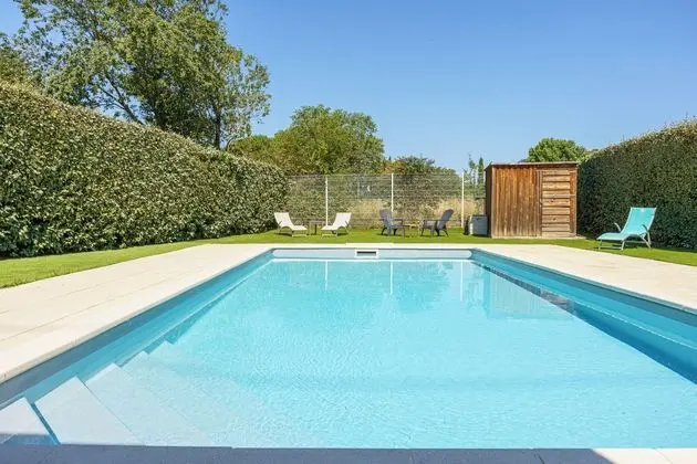 Brit Hotel Confort Manosque Cadarache - Havuz