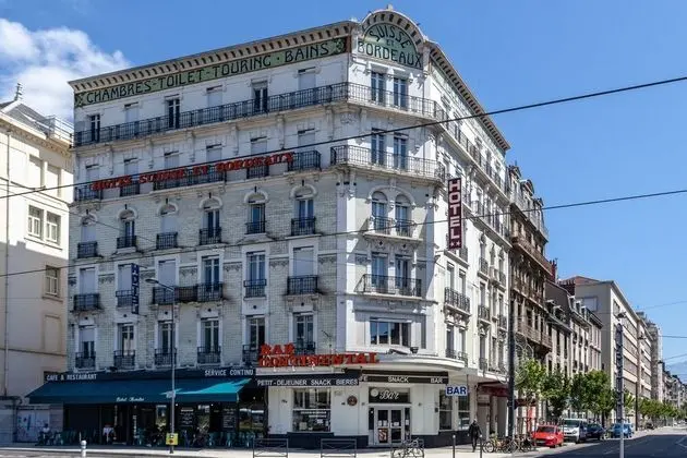 BRIT HOTEL CONFORT Suisse et Bordeaux - Dış Mekan
