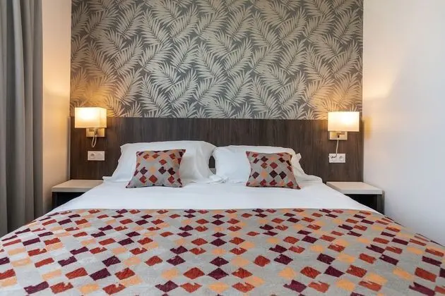 Brit Hotel - Hotel de l'Hippodrome - Öne Çıkan Resim