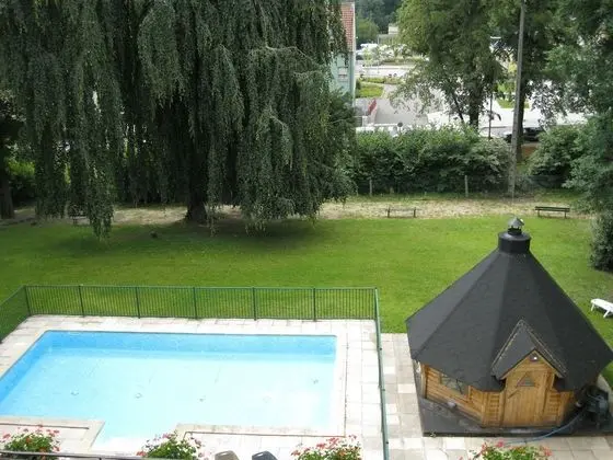 Brit Hotel Grand Hotel Munster - Havuz
