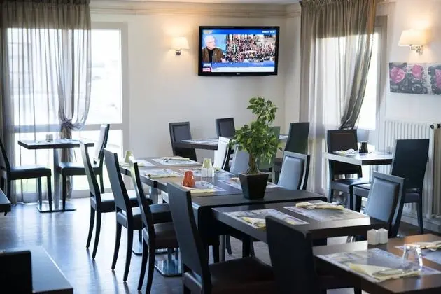 Brit Hotel Granville - Yerinde Yemek