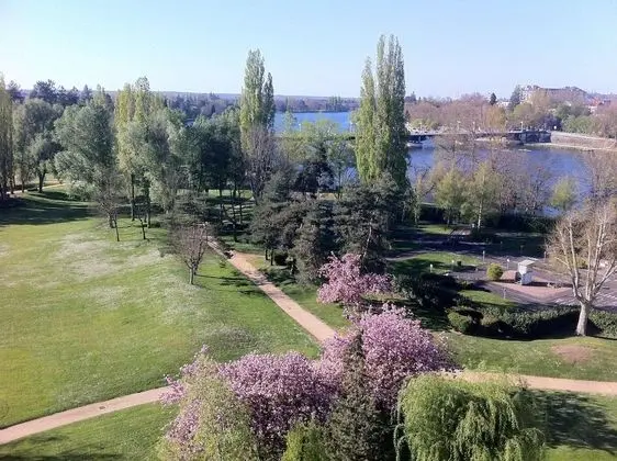 Brit Hotel Le Parc Vichy