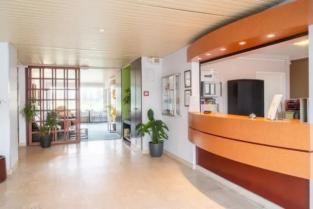 Brit Hotel Le Parc Vichy - Lobi