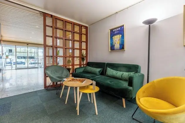 Brit Hotel Le Parc Vichy - Lobi
