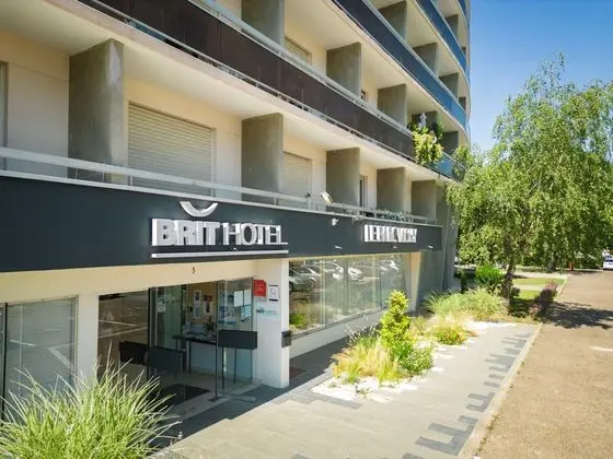 Brit Hotel Le Parc Vichy - Öne Çıkan Resim