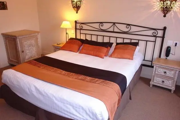 Brit Hotel Olympia