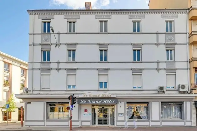 Brit Hotel Roanne - Le Grand Hotel - Dış Mekan